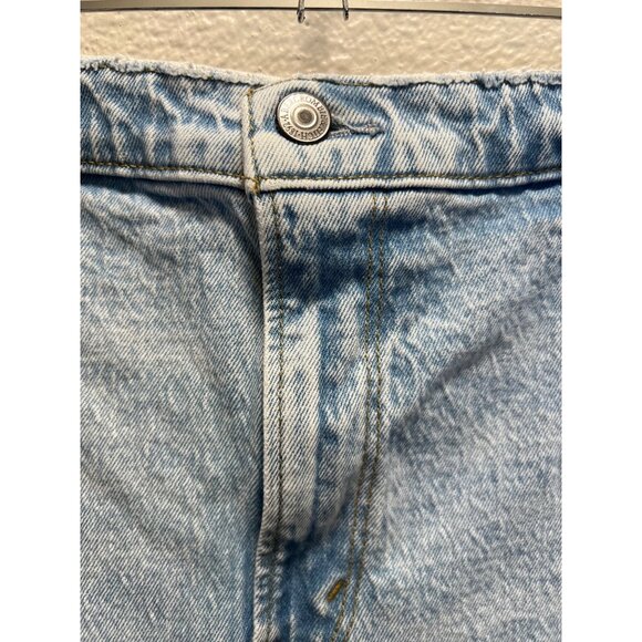 Abercrombie & Fitch 90s Straight Ultra High Rise Light Wash Jeans Size 33 - Picture 5 of 8